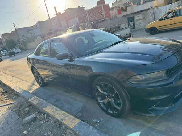 السلام عليكم
جارجر sxt موديل ٢٠١٧ 
وارد امريكي حادث جاملغ وباب 
وحادث بالعراق جاملغ وباب اماميات 
بدون دواخل 
السياره كير مكينه تبريد صدر جاهزه 
ماشيه ١٢١ الالف 
السعر 172 قفل قفل 
مكان السياره الحريه الدولعي اي استفسار ع هذا الرقم ***********
