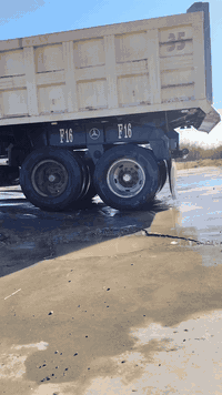 للبيع عربانة نظيفة كاملة كبل للشقل تخم تاير ***********..... ***********
