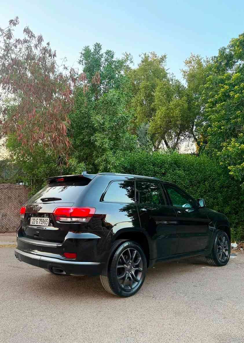 جيب 2020 هاي التتيود فول مواصفات اعلى فئه من الX
•الموديل: 2020
•المحرك: 5700
•ماشيه 67 الف ميل
•قطعتين صبغ بدون دواخل
المواصفات: 
*جكات رفع عدة مستويات
* سقف بنوراما. 
* رادار امامي.
* تحديد مسار.
* نقاط عمياء .
* اوتو بارك بيها.
* كشنات جلد . 
* المقاعد  كهربائيه .
* ذاكرة لحفظ وضعيات الجلوس . 
* المقاعد الأمامي تدفئة وتبريد . 
* تدفئة ستيرن . 
*تدفئه وتبريد مقاعد.
* تشغيل عن بعد .
* صندوق كهربائي .
*  حساسات خلفيه وحساسات اماميه.
* كاميرا خلفيه.
* مرايا بخاصية التعتيم الذاتي . 
* مرايا جانبية قابلة للطي كهربائي (شفط). 
* ماوس وضعيات القياده . 
* مثبت سرعة . 

السياره عليها ولف حماوه ريسنك مشيموتو
و زارع الها عدسات لايت والدهن كله موبل 1 امريكي وكير ومكينه مكفولات وبرغي ممفتوح بيهن وعليها بولش ونانو يم مركز MFR 

السعر ( 247)وبيها مجال ان شاء الله الي تخدمه يشلع عيوني 

رقم الهاتف *********** واتس آب
