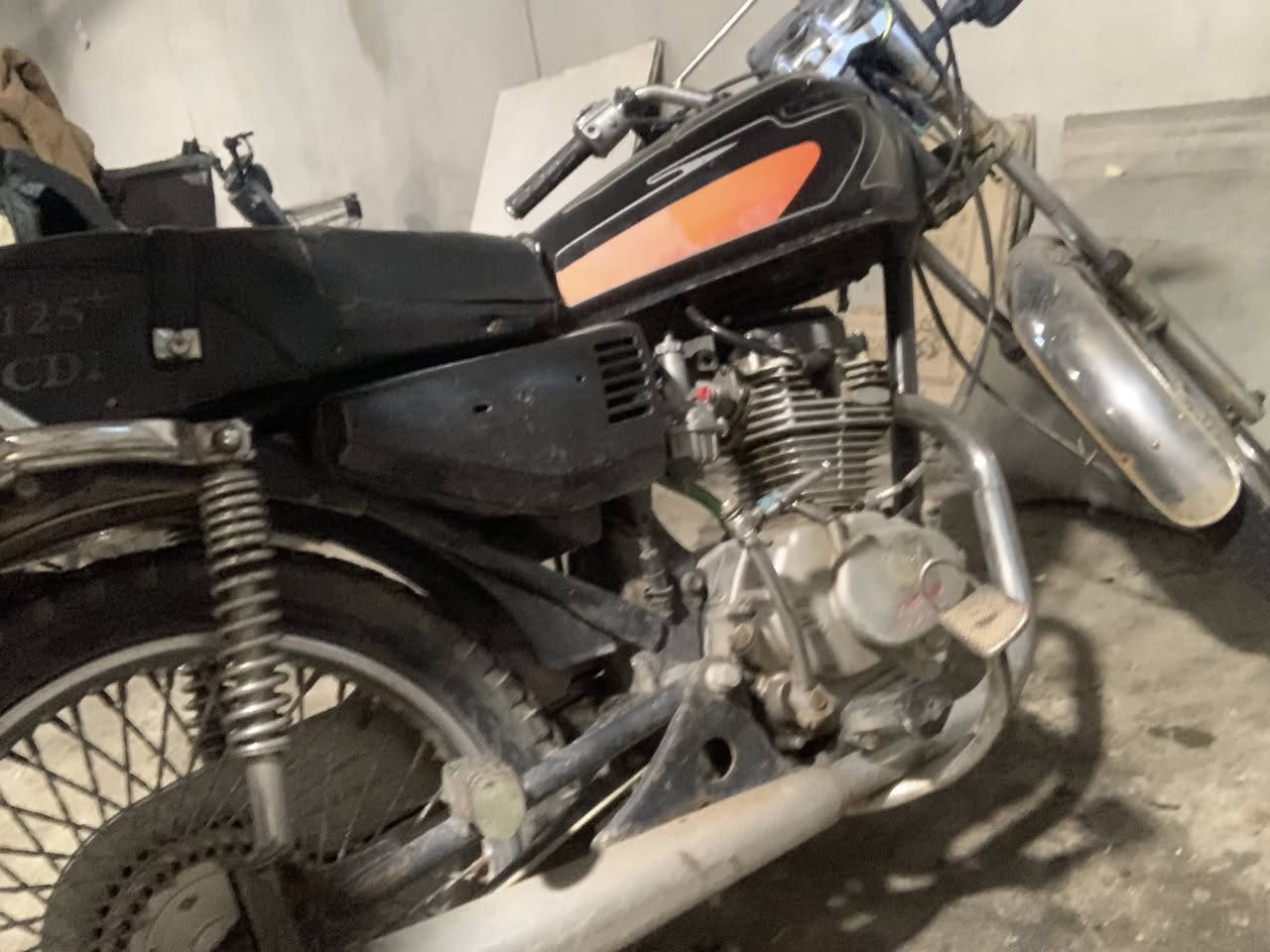 السلام عليكم ماطور للبيع تايكر موديل٢٠٢٠ محرك أي عيب مابي سعر ٣٥٠***********
