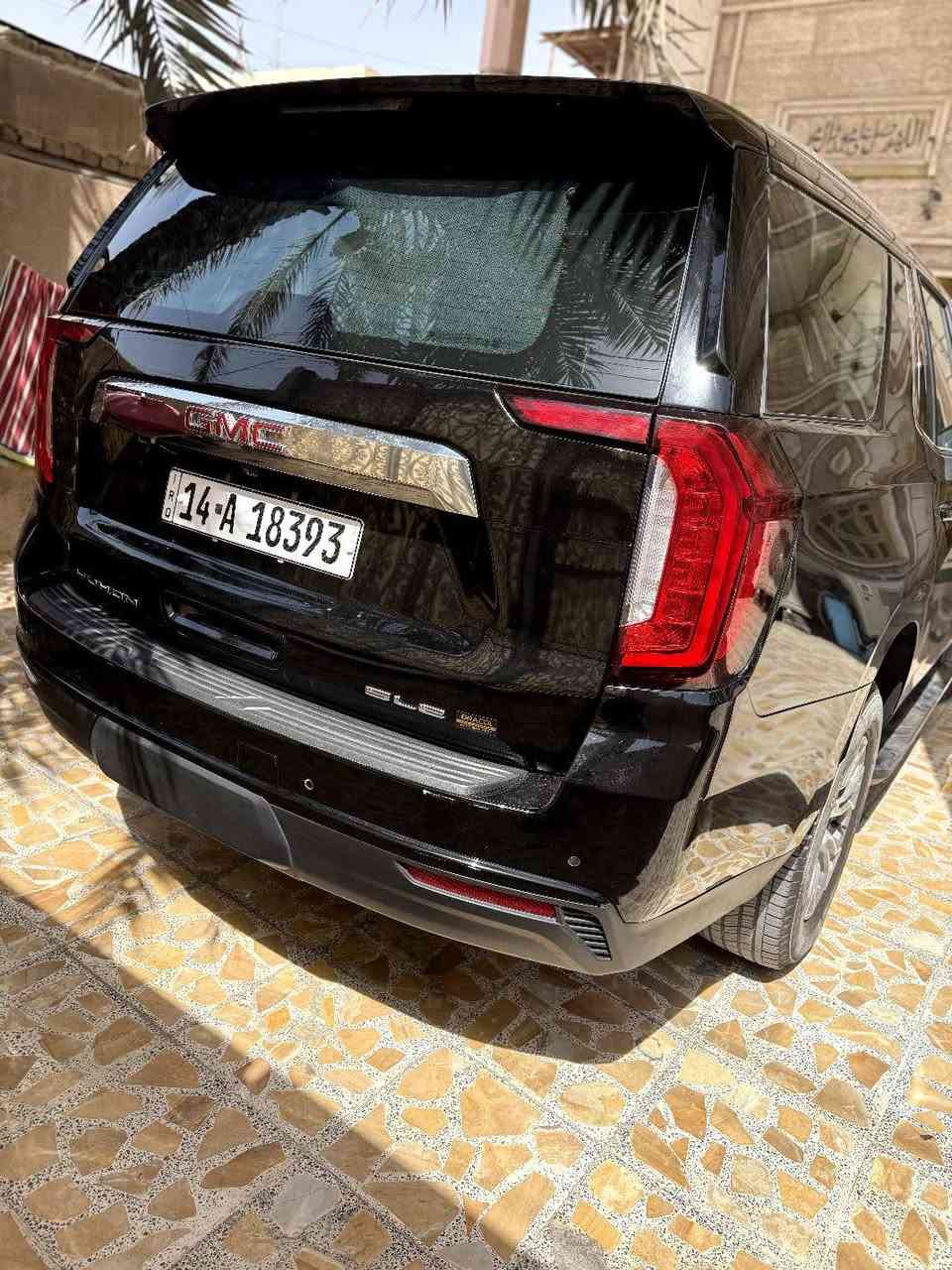 السلام عليكم سياره GMC مديل 24خليجي موصفات SLE مغلفه نانو السياره كفاله عامه من الزلق والشخط والصدعه السياره ماشيه23000 بعده بضمان شركه المنصور العنوان البصره الجنينيه *********** السعر 49000الف دولار
