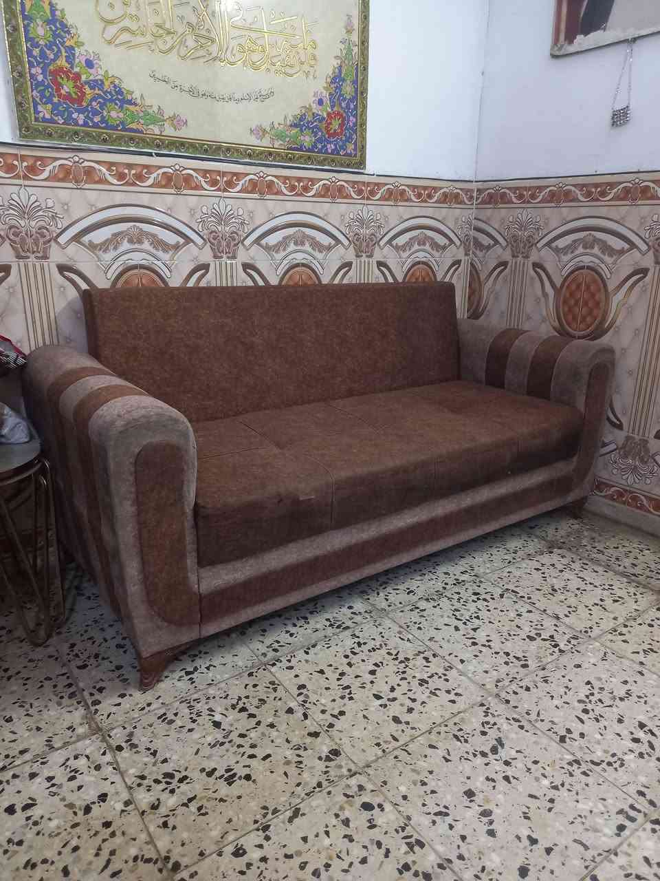 سلام عليكم تخم ١٠ مقاعد للبيع 
 لسعر 280 وبي مجال 
لمكان جكوك لساتذه


**إذا كنت صاحب هذا الإعلان وتريد حذفه لأي سبب، رجاءا أرسل رسالة إلى الدعم الفني**