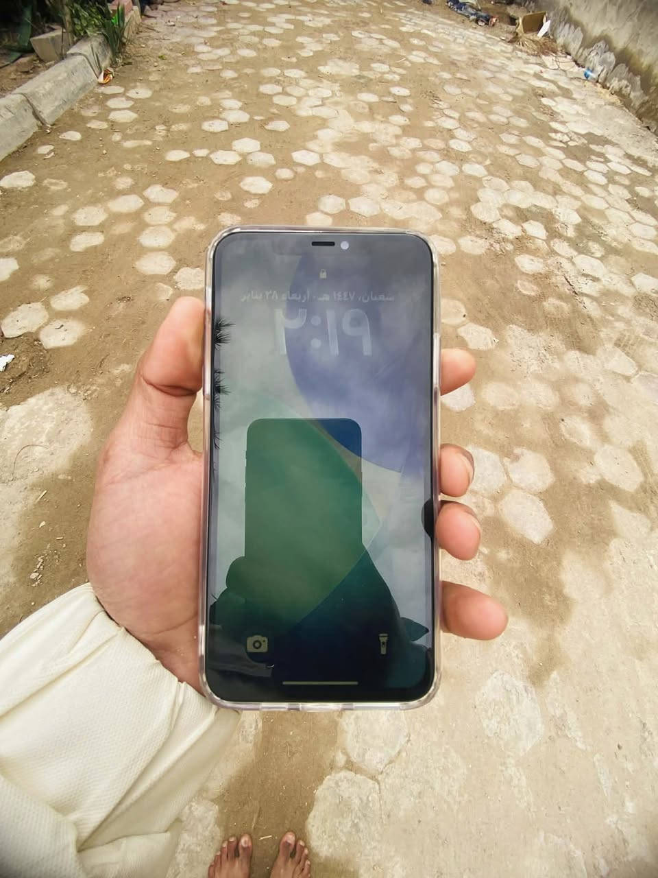 11 برو ماكس مبدل شاشه بطاريه 100 ذاكره 256 للجهاز مرتب  للسعر 160 بدون عمل 
ملاحضه بي فقط لفلاش ميشتغل ما عرف شنو لسبب ***********
