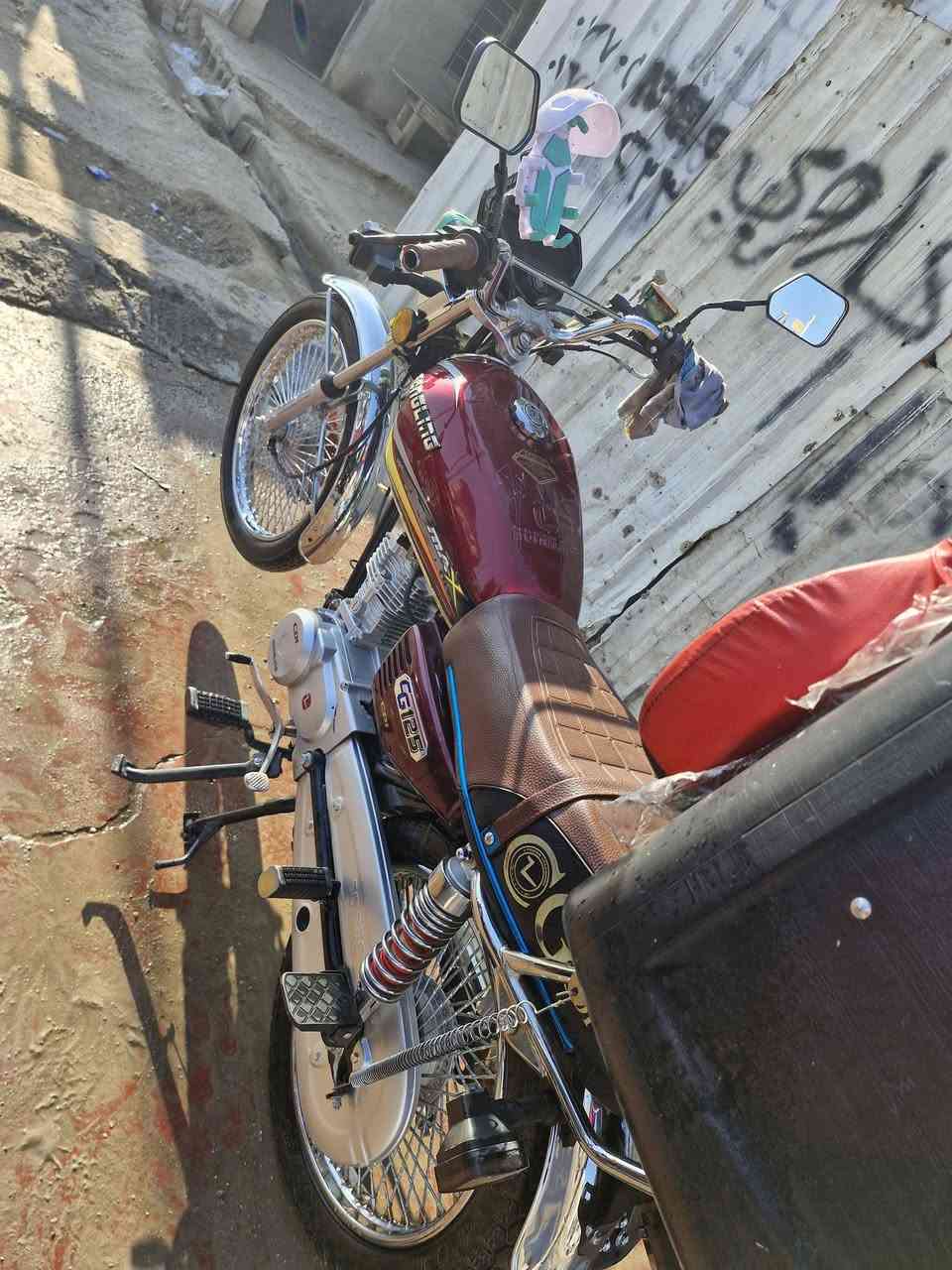 سلام علكم ربعه كير موديل 25 كفاله عامه برغي ما مفتوح مكاني بغداد البلديات سعر 750 وبيه مجال ***********
