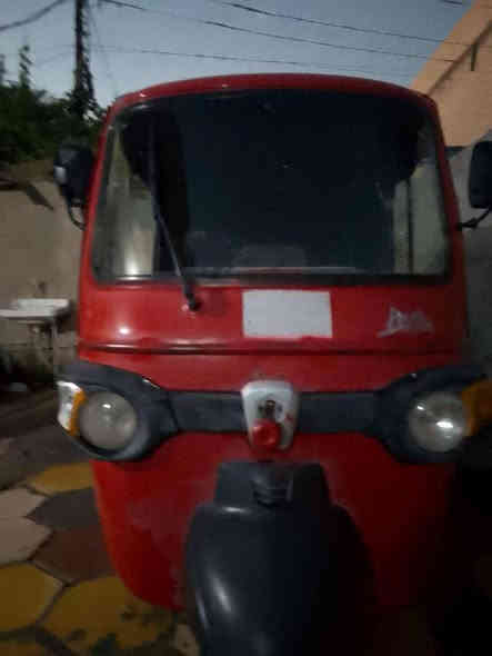 السلام عليكم عندي تيك توك بياجو موديل 18 تكتك محوره تي في اس محركه بخيط بخار سعرها ب 1650
وبيها مجال حق الجيه مكاني باب الاسكندريه مجمع حطين 
***********
‏‪***********‬‏
