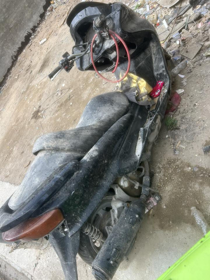 قيم بل يرضي الله دراجه شغاله بس متروكه 
***********واتساب
