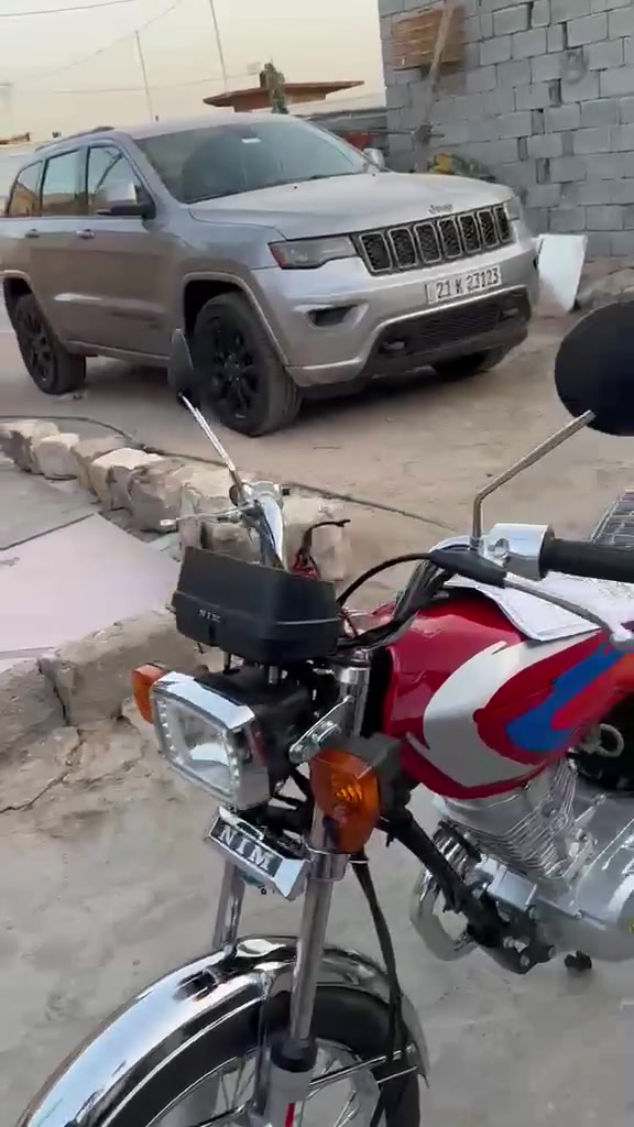 السلام عليكم نامه بوري ضعيف مديل 2027 دراجه زيرو ماماشيه زيرو صفر كيلو متر دراجه صارله يوم واحد نازله من لوكيل سعر رايدها 950وبيها مجال قليل العنوان البصره ***********
