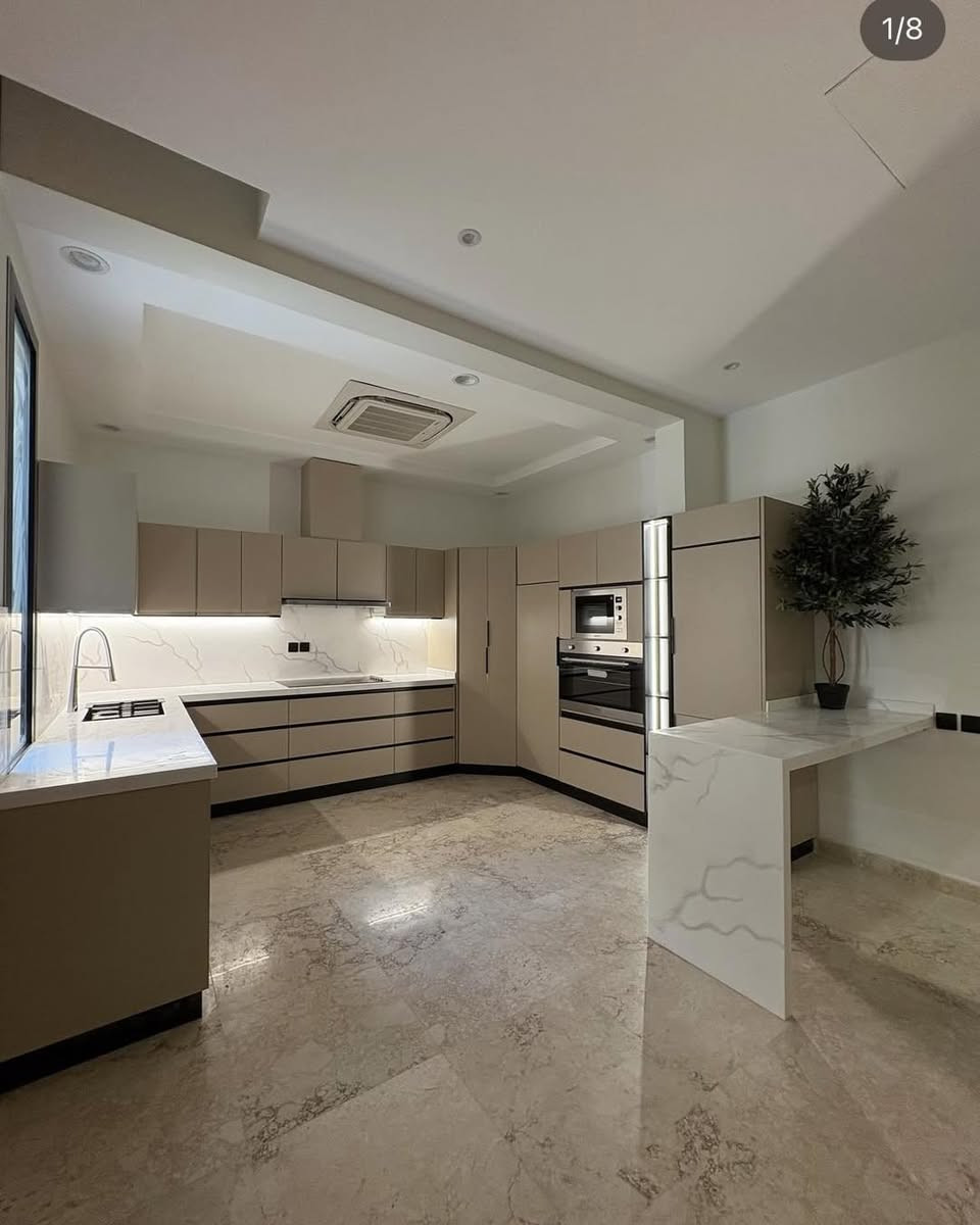 #النيزك_هو_اختيارك

نعمل في مجال الديكور الداخلي 
متخصصون في صناعة المطابخ الحديثة 
..........................
غرف نوم 
مطابخ 
غرف ملابس 
ديكورات شاشة 
عيادات طبية 
صيدليات 
محلات تجارية 
 كادر متخصص في تصميم وتنفيذ جميع اعمال الديكورات 

نستخدم اجود انواع الخامات من شركات عالمية 
التركية🇹🇷
الايطالية🇮🇹
الاسبانية🇪🇸

كوادرنا متخصصة في تثبيت اعمالنا بدقة عالية 
يتم تسليم اعمالنا في الاوقات المحددة 

زورو معرضنا الكائن في 
يغداد حي الخضراء الشارع التجاري قرب افران المنقل 

‏‬‭0774 411 3384‬
4‏‭0786 055 528

#العراق #تصاميم #مطابخ_حسب_الطلب #كركوك #الانبار #كربلاء #هاشتاج #النجف #فيسبوك #مطبخنا #انستا #تصاميمي #تصميم #مطابخ #تصويري #انستقرام #ريلزات #البصرة #تصميمي #انستغرام #ديكوراتي #الديكورات #مطبخ #ديكوريشن #الابداع #ايطاليا #تركي #المحافظات #بيت #منزل
