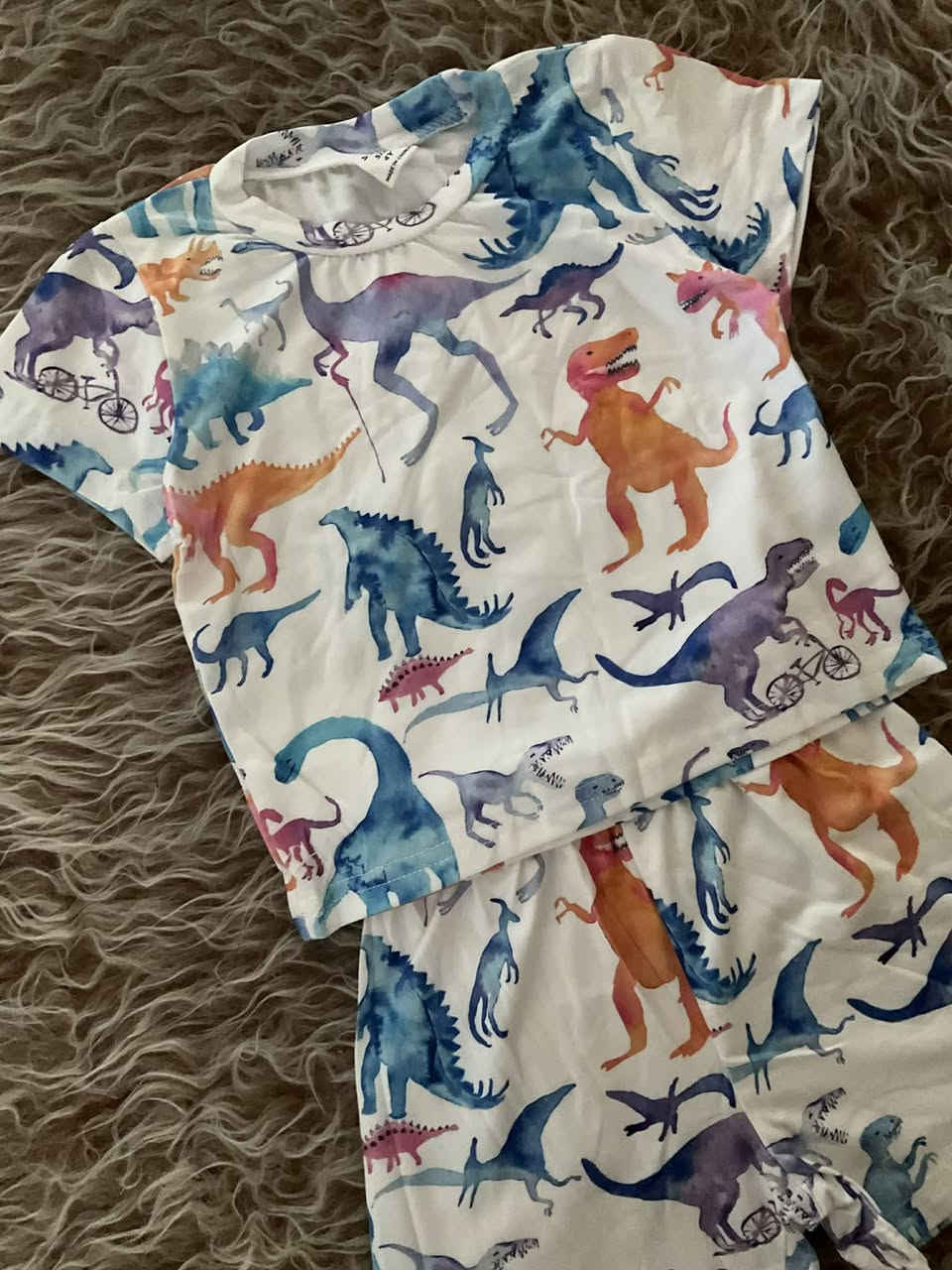 ملابس أطفال ماركة شي أن بأسعار مناسبة من عمر سنة إلى 5سنوات يوجد خدمة توصيل داخل وخارج المحافظة 🚖


**إذا كنت صاحب هذا الإعلان وتريد حذفه لأي سبب، رجاءا أرسل رسالة إلى الدعم الفني**