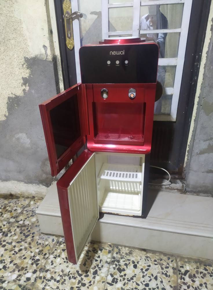 براد شغال ونضيف للبيع السعر 50الف العنوان كربلاء حي الغدير ***********
