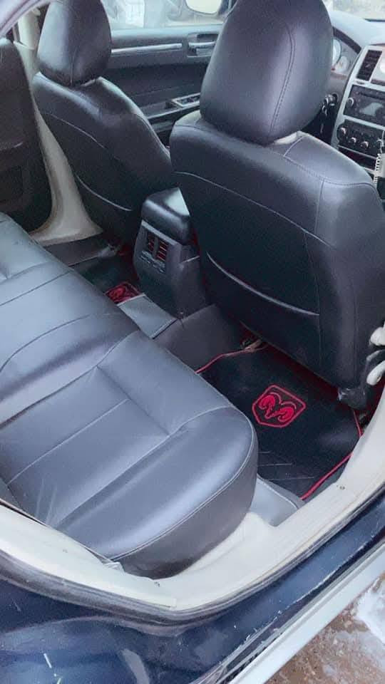 يالله
للبيع او مراوس 
أوباما 2008
محرك 3500اصل
تبريد شغال
حدادية جديدة
تخم تاير 
ABS كبير
محرك وكير واكسن مكفولات
عضم مكفول لغد براكيت
حادثه دوسه صفحة السايق مأشر عليها 
اخطها كوت_بغداد
سياره جاهزه
***********
السعر 100 وبيها مجال 
مكان السياره واسط
