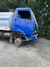 تنكر الى بيع +قمارنه مال نكار+ قمارنه تك+محرك ٦٠ لا ينقص ولا بخر .  رق...