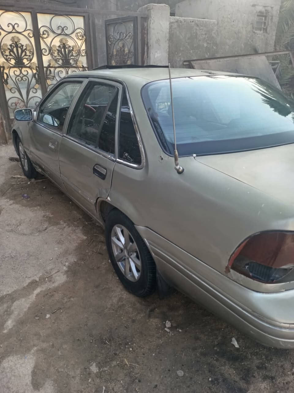 دايو برنس موديل 96اوتماتيك مكينه مفتوح راعيها موجود يريد تحويل سياره جاهزه صدر مكينة خير من الله رقم نجف مشروع وطني السعر 20اني مكلف بالنشر اي استفسار راح اخليلك رقم راعيهه اتصل عليه***********
