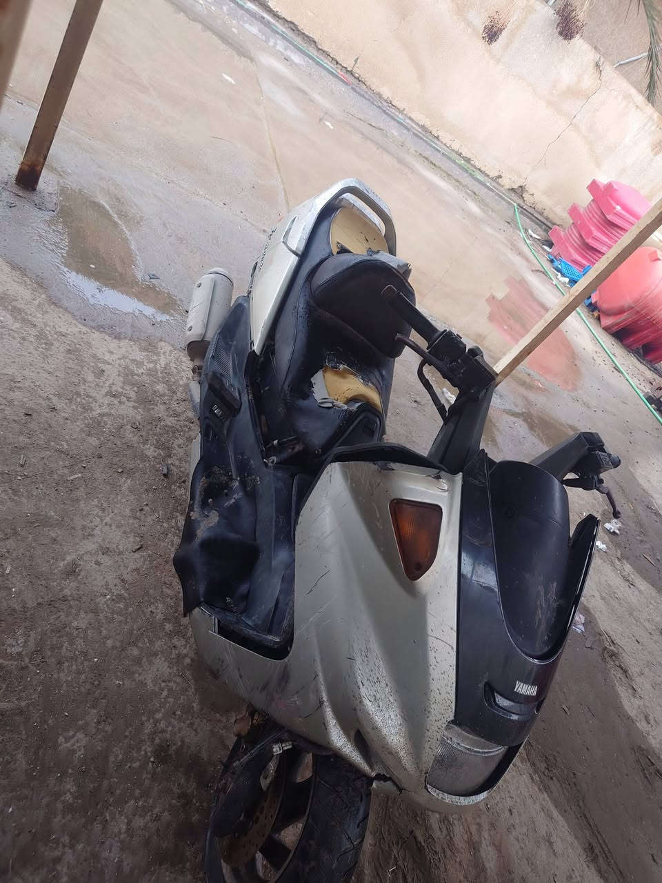 دراجه ماجسته فحل للبيع سعر 275 الف المكينه ما مفتوحه الكهربائيات كلها شغاله باتري جديد سلف جديد وبيها سنويه مثنى للاستفسار ***********
