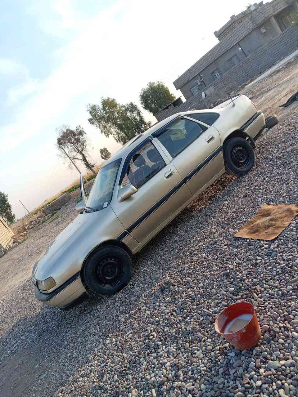 سلام عليكم اوبل فكتره للبيع مكان صلاح الدين بيجي سعر 30وبيه مجال اتصال ***********
