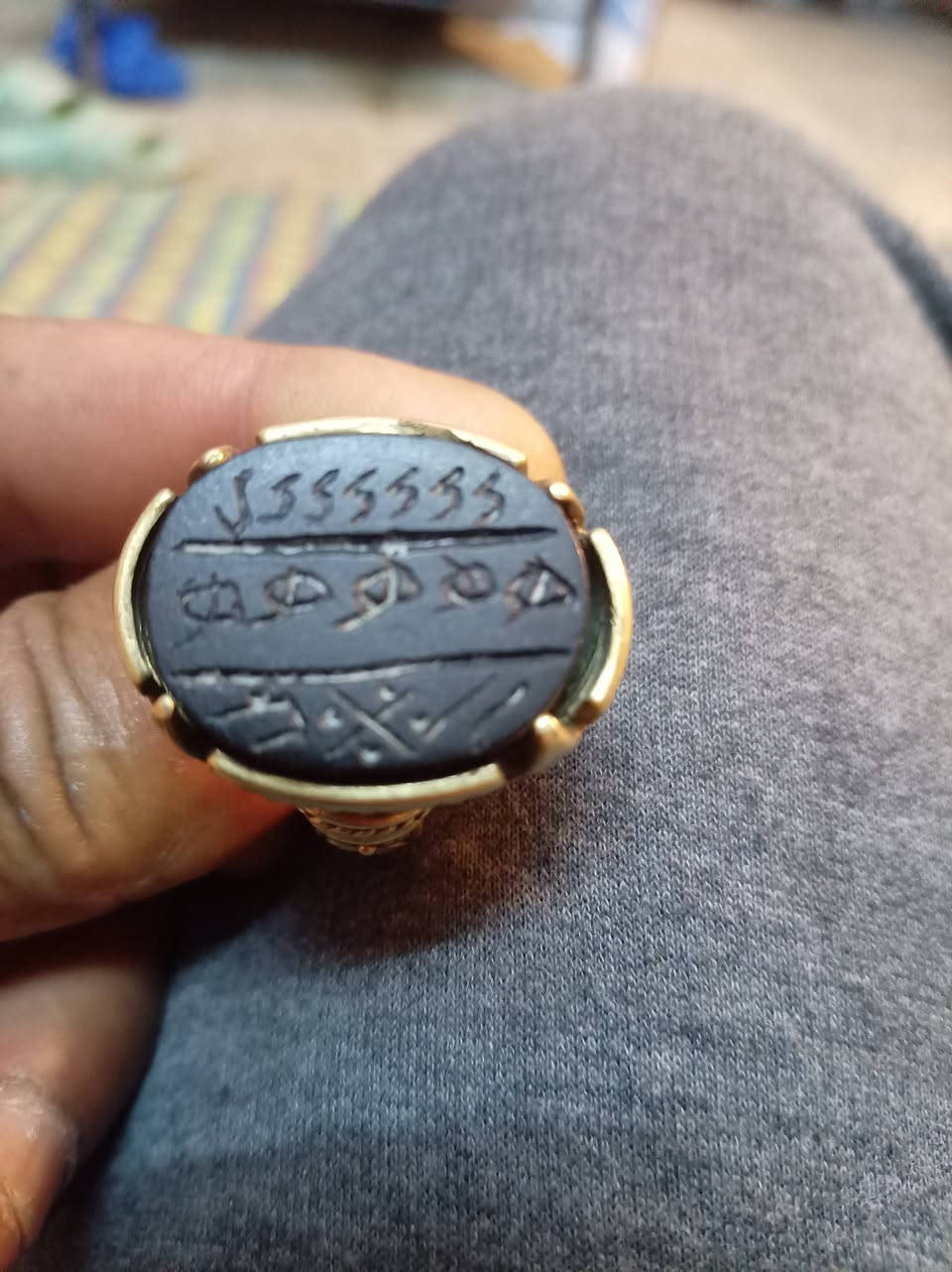 السلام عليكم محبس عباس اباد 
معروض للبيع حجر طبيعي الاستفسار 
على هاذا الرقم ***********
