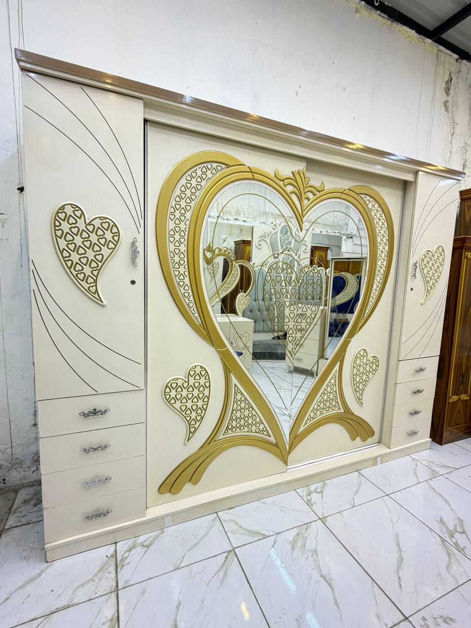 غرفة نوم مستخدمة نضافة 90‎%‌‎
عدد القطع9
كوالتي عالي 
شغل ثقيل 
سعرها /810
شد ونقل داخل بغداد مجاني


**إذا كنت صاحب هذا الإعلان وتريد حذفه لأي سبب، رجاءا أرسل رسالة إلى الدعم الفني**