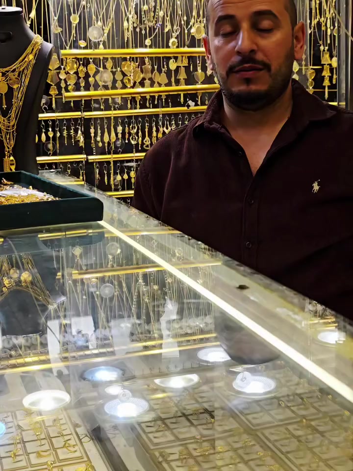 وصول بضاعه موديلات تركي إيطالي 
👈اعلان بيع ذهب بل تقسيط🧐 لمدة عشرة أشهر 🤓
ماستر كارت موضفين🥸 👱‍♀️ومتقاعدين👳‍♂️ للإستفسار مراسلة الصفحه او اتصال على الموبايل واتساب ***********__*********** اسيا ***********
🔹️يتوفر لدينا عروض تخفيضات 🔥💯
🔹️يوجد لدينا ذهب بدون اجور 😍🔥
🔹️تتوفر لدينا خدمة توصيل 🚴٥٠٠٠ داخل المحافظة👈 ١٠٠٠٠ خارج المحافظة 💯🔥😍
العنوان : بابل _المحاويل_الشارع التجاري_مجاور حسينية المحاويل 🏛محل ركن🏛
