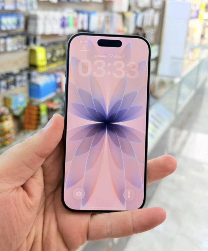 ايفون 17 عادي
256 دبل سيمكارت
بطاريه 100 
دورات شحن 0
سعر 1200 قفل
*********** اتصال
