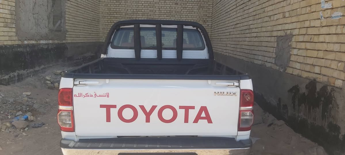 سلام عليكم سياره فلاونزه البيع موديل 2008بيه ثلاث قطع صبغ سعر 130وبيه مجال صاصي 19المكان النجف الاشرف حي النداء رقم الهاتف (***********
