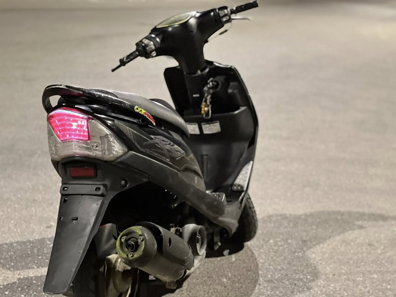 دراجه ماكس جديده للبيع برغي ما مفتوح بالمكينه كفرات اصليه
مستعجل على بيعتهه الشراي يخابرني مو شراي لا تخابر

***********

التواصل بس عل رقم واتساب او اتصال
