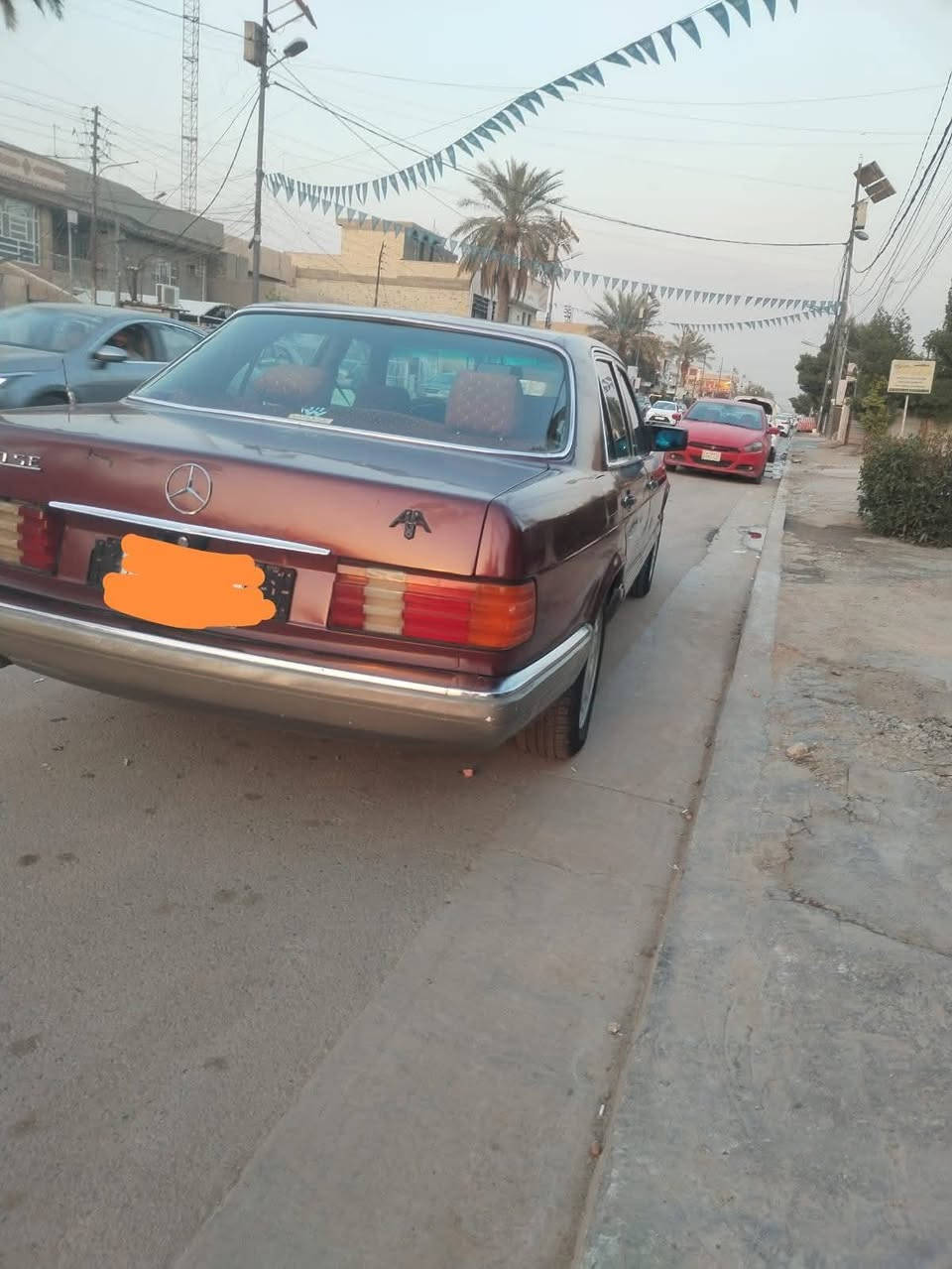 السلام عليكم

مرسيدس بنز 1991 جامبو
كير+مكينه محور ملكه
تبريد ثلج
تخم تاير جديد
مكفوله من الضربه
مصبوغه عام
صدر ممتاز 
تراي وين ميعجبك 
رقم صلاح الدين دولي  بأسمي 

السعر 47ورقه
مكاني بغداد الغزاليه ***********
