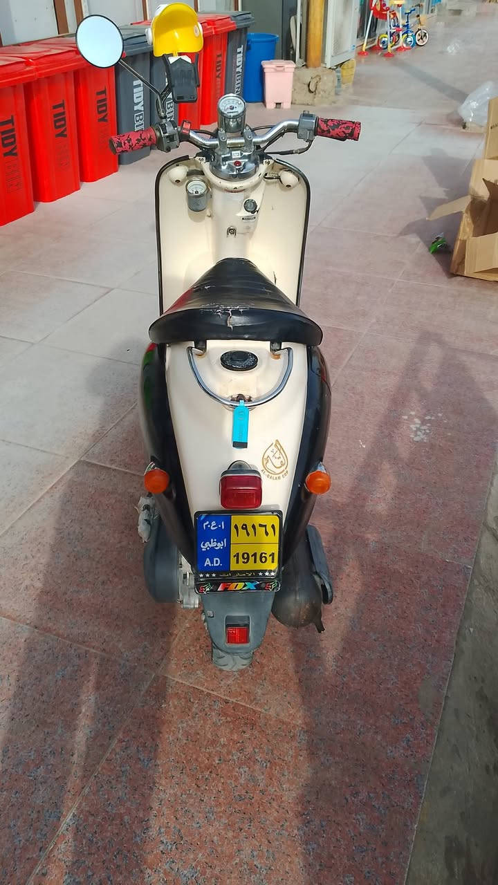 سلام عليكم اخوان دراجه كلاسك مصريه  المكينه برغي ما مفتوح بيه  وكله عله البلاد وكلشي شغال بيه نكره سلف باي وقت اشاير عداد كيج بانزين كلشي شغال السعر 550 وبيه مجال المو شراي يعبر ال نشر


**إذا كنت صاحب هذا الإعلان وتريد حذفه لأي سبب، رجاءا أرسل رسالة إلى الدعم الفني**