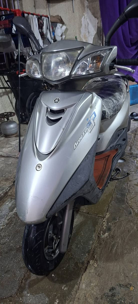 سلام عليكم دراجه صارلي شهر من اخذتهه دراجه مال رمبه والله بس لدوام اروح بيهه ورجع اجودرهه مكاني الشعله السعر مليون ***********
