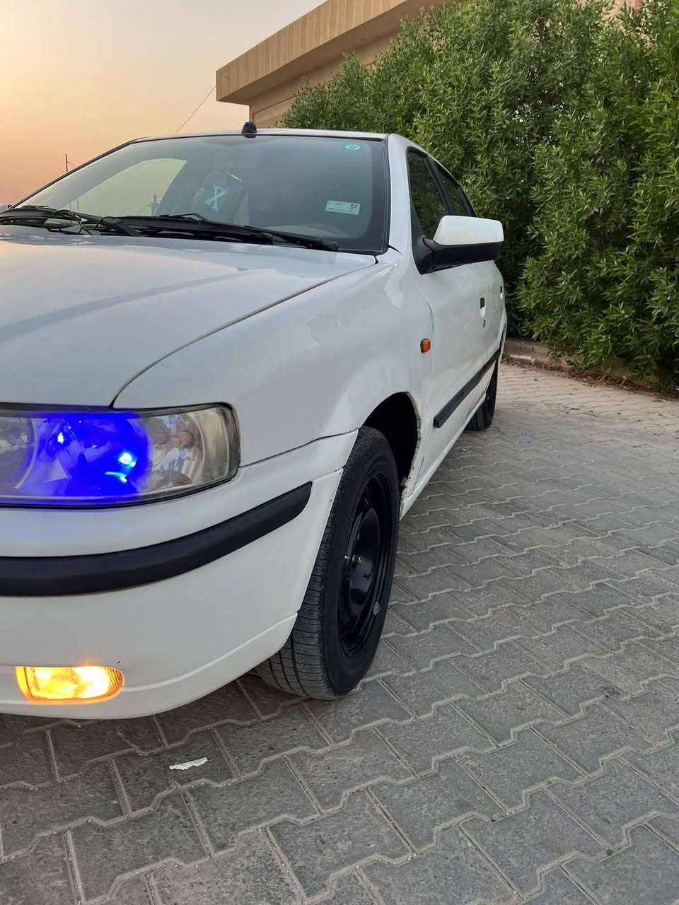 سلام عليكم سمند 12رقم نجف دولي سنويه 29بيه جاملغ وبنيد فقط مكينه كير حداديه تبريد كفاله السعر 38وبيه مجال قليل رقم الهاتف ***********مكان السياره نجف
