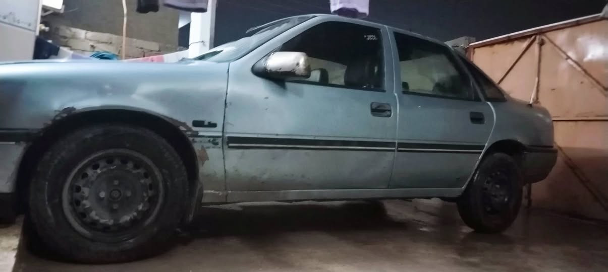 اوبل فكتره موديل 1991محرك 16 وكير شرط التحويل اني الشرعي رقم نينوى الماني سنويه لل 29 السياره بدون صبق لا معجون ما عده الدوير مصلحه السعر 38 وبيها مجال بسيط رقم الهاتف*********** مكاني موصل حمام العليل شارع بغداد
