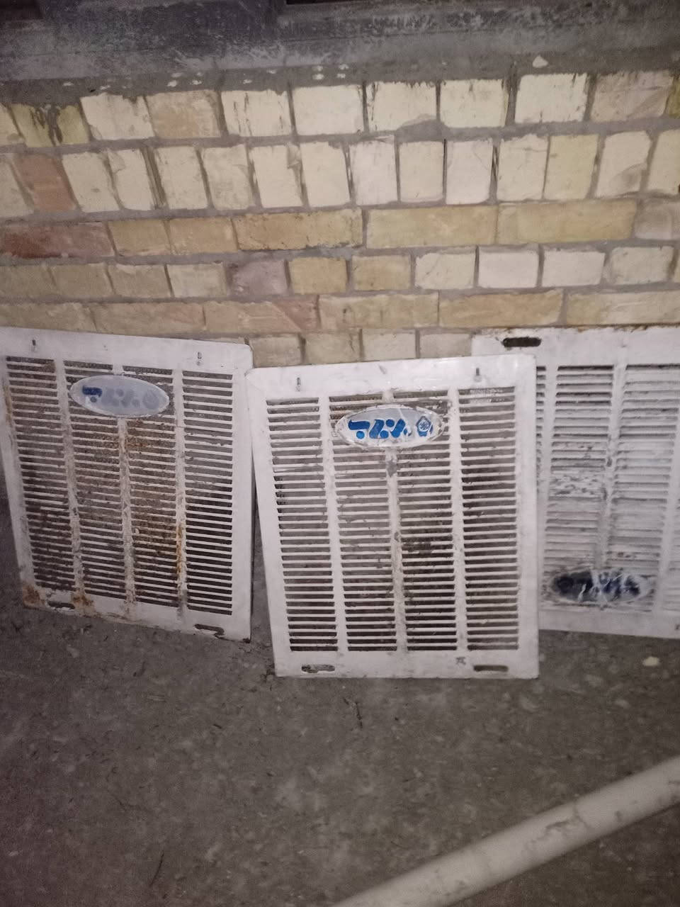 سلام عليكم مبردة البيع حجم ثنين ونص الحجم الجبير 
سعر 75
للتواصل مراسلة الصفحة أو رقم ***********
