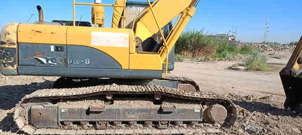 بسم الله الرحمن الرحيم 
حفاره للبيع  حجم 210  موديل2013  رقم ألماني 
ميسان أنشائيه  المكينه على وضع الشركة السعر(3شدات
العنوان ذي قار قضاء الرفاعي  للاستفسار ***********
