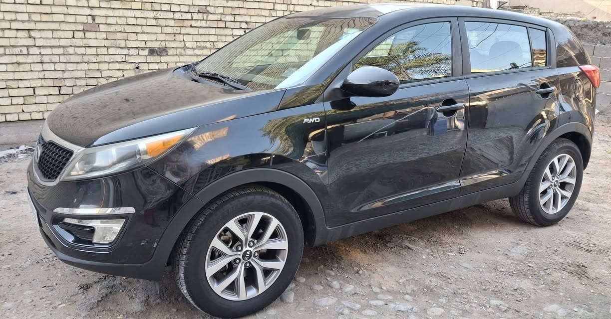 السلام عليكم 
سياره سبورتج
وارد امريكي 
موديل 2016 
الحادث بنيد مبدل والجاملق مصبوغ فقط 
ماشيه 85 
رقم بغداد دولي  
السياره بسمي 
عارضه 137 $ وبيه مجال 
رقم الهاتف ***********
العنوان بغداد وغير متواجد على الفيس
