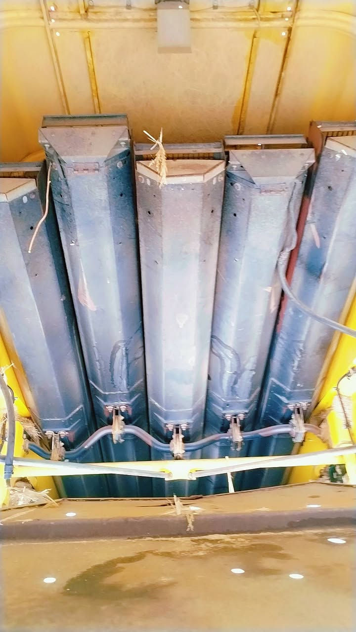 السلام عليكم حاصوده موديل ٢٠٠٦ باسمي رقم أربيل تك درام  طبله ١٥  هايدرو ٥ بلم مكفوله كفاله عامه مديومه ادامه كامله نفض كبل لشغل تخم تاير نضيف المكان الديوانيه عفك الموشراي لا يخابر رقم التلفون *********** الي اترجاه لحد يراسل
