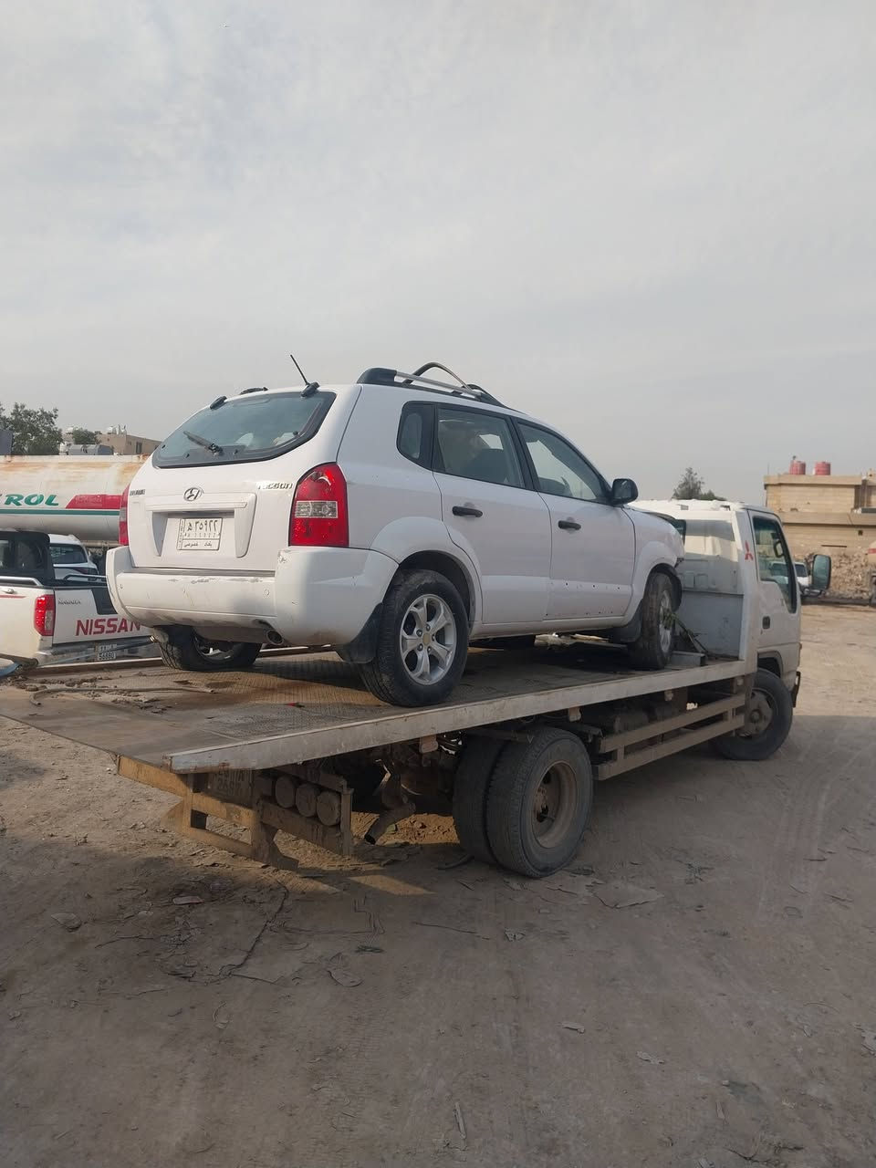 للبيع توسان2009خليجي رقم بغداد تحويل مباشر سيارة تعرضت الى حادث جفيه عله جهة السايق ابيع عله وضعهة محرك 2000دوش سيارة شغاله مكان بغداد الامين الشراي يتصل رقمي***********
