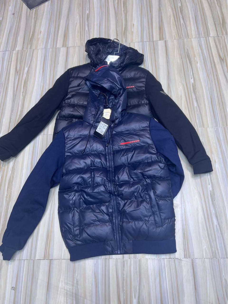 مجمع الجابري بضاعه جديده قمصله الوان وموديلات وقياسات تتوفر 
السوق الكبير شارع بغداد *********** وات ساب شربازهير, السليمانية
