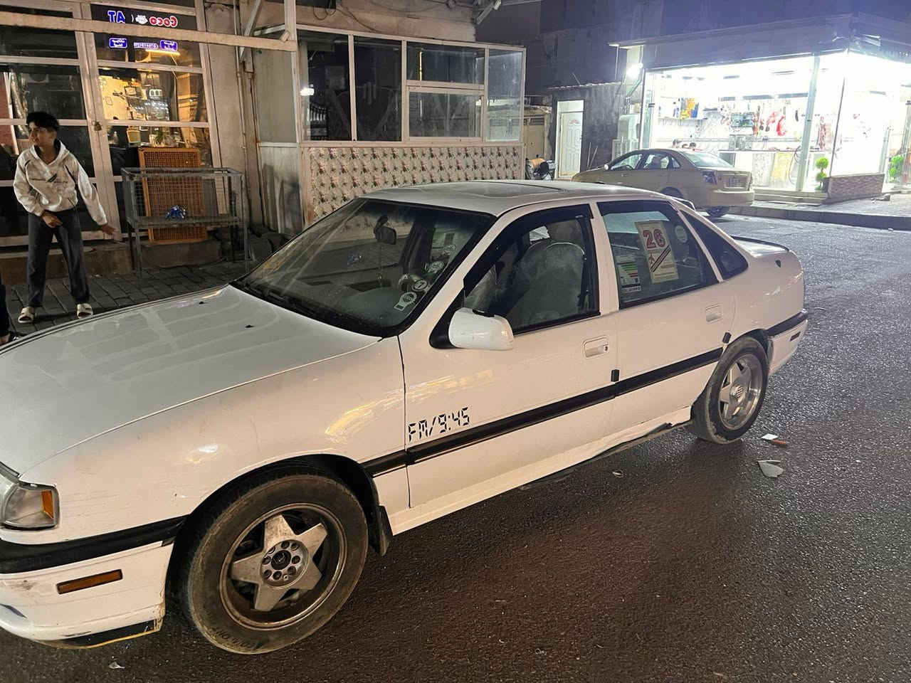 اوبل فكترا للبيع موديل 1991
سياره نضيفه تحويل ثاني يوم. گير مكينه مكفوله 
  گير عادي. سعر 38 بيها مجال 
مكاني الرمادي شارع عشرين 
رقم الهاتف *********** شغال. واتس اب
