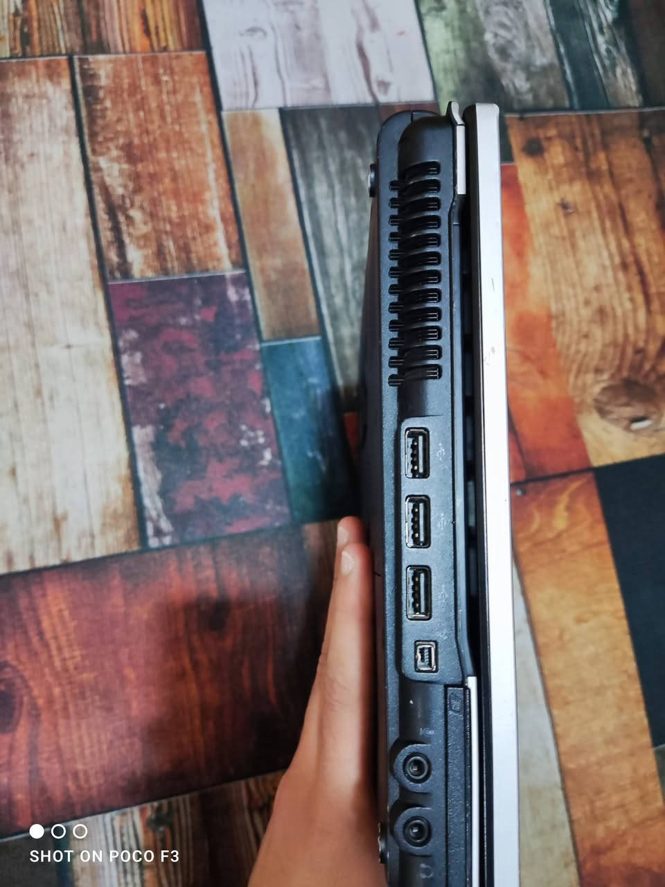 السلام عليكم حاسبه hp حجم 14 نظافه فول وسريعه بالاستعمال مواصفات/
1-كيبورد عربي انكليزي
2-معالج core i5
3-رامات 4 كيكا
4-كارت شاشه داخلي 3 كيكا
5-ذاكره 500ssd
6-منفذ hd
7-منفذ يو اس بي عدد3
8-منفذ شبكه
9-منفذ cd
10- نظام وندوز 10
الحاسبه نظيفه تفيد للعمل للدراسه للالعاب السعر 160وبي مجال المكان الناصريه قضاء النصر وهذه رقمي ***********
