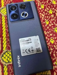 انفنكس نوت 40 برو • ٢٥٦ • رام ١٢