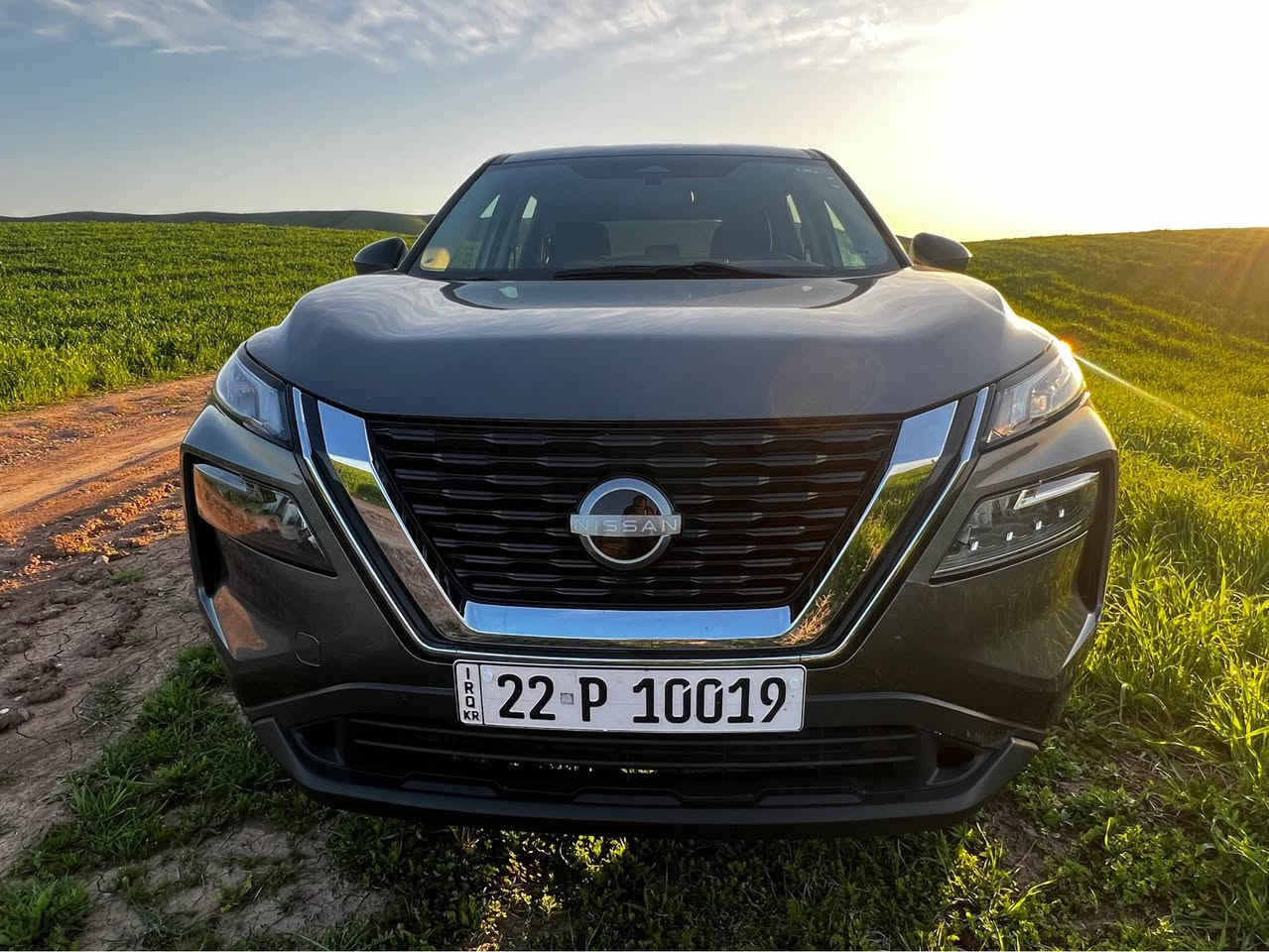 نیسان ڕوگ ٢٠٢٣ ئێس
تەنها (٢٦ ) هەزار کیلو مەتر ڕوشتوە
چاملغی پێشەوەی سایەق سبوغە 
بێ داخلی بێ ئێرباگ، گێڕو مەکینە 
بەشەرت نەکراینەوە سەنەوی ٢٠٣٠
هەزەی نوێ ٢٠٢٧ مانگی (٢).
 سەیارە لوکە بێ ساردی و شوخت و قوب

نرخی (١٣٩) کەمێک مەجال
واتساب (***********) أربيل, العراق
