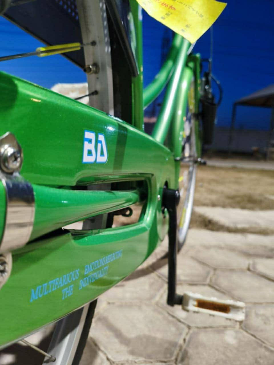 السلام عليكم
باسكل فول نضافه مديل 20 شهر 4 
شركه BD
لون مميز يخبل الباسكل 
سعر 150 وبي مجال قليل 
رقم ***********
