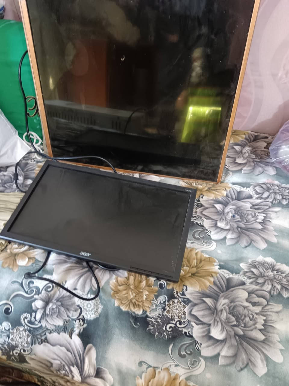 شاشات بلازمة الكبيرة يحتاجلها تصليح والزغيرة جديدة مابيها اي خلل اخت الجديدة قيمهن واخذهن للعلم الجبيرة ع الانترنيت


**إذا كنت صاحب هذا الإعلان وتريد حذفه لأي سبب، رجاءا أرسل رسالة إلى الدعم الفني**