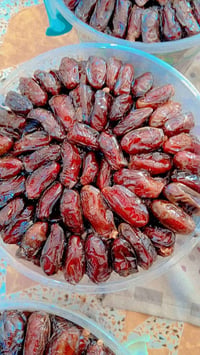 🕋 بركة الحج وضيافة الخير..  وفرانلكم هدية الحاج 😁سطل التمر "البلكة يحت...
