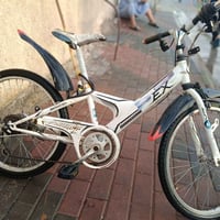 وبركاته بايسكل للبيع مثل ما موضح بلصوره  السعر 80.  وبي  مجال مكان كرب...