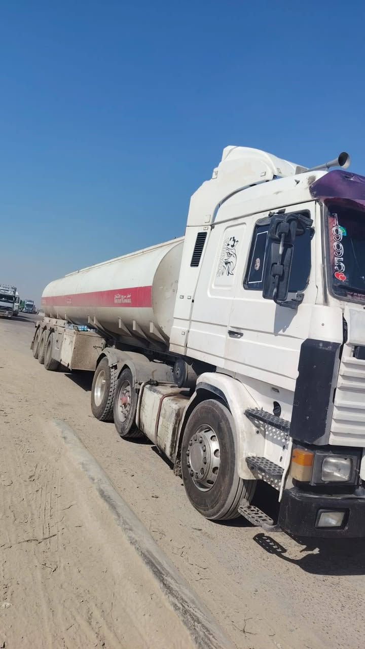 السلام عليكم
سكانيا للبيع
موديل 95 كير 900 سنكل  امامي طوناج جيبيس طخم تاير جواها سياره مكفوله كفاله عامه 
السعر 
اتصل***********
