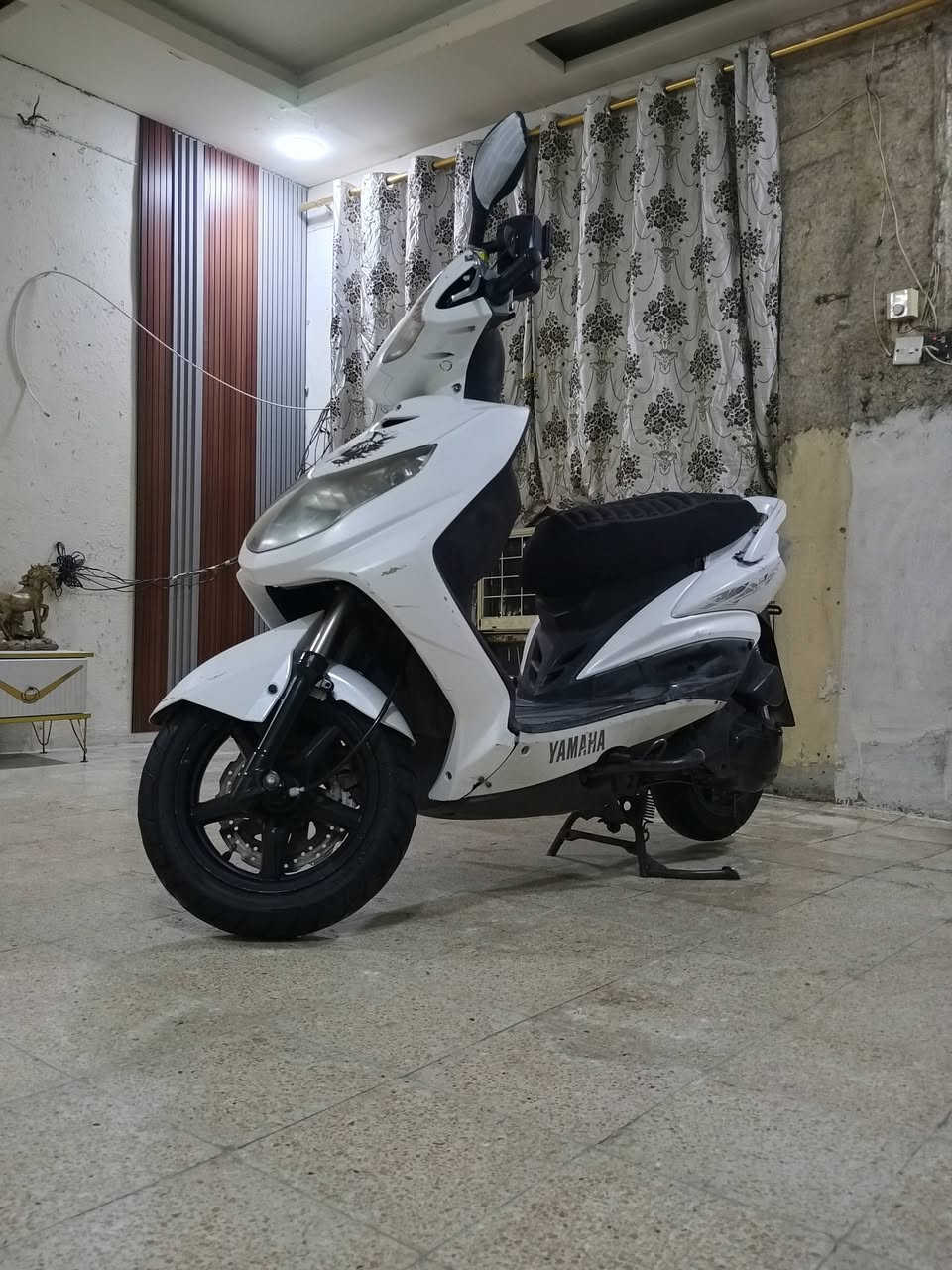 سكنس فحل مكينه ممفتوحه لايت زنون عالي ناصي اشاره دبل اشاره دبل استان هورد دشبول قفل صندوك كلشي شقال تخم تاير مابيها نقص برغي السعر 700عنوان بغداد الكماليه ***********
