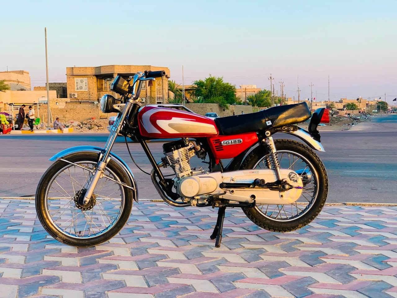 نامه كلك كلك دراجه جاهزه ونضيفه ما بيه اي نقص مكفوله من كلشي سعر375 وبيها مجال بسيط ***********

