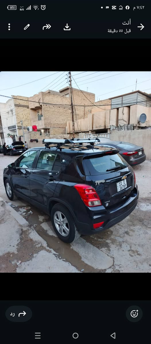 السلام عليكم  تراكس موصفات LT سيارة ماشيه 57 سيارة سعره 103 كير مكينه تبريد مكفول سيارة حادث امامي  بدون دواخل فقط بنيد مبدال  بيها سيارة ليبل واحد فقط البنيد المحرك 1400تبريد شغال المكان بغداد موديل 2021 رقم *********** مكلف بنشر
