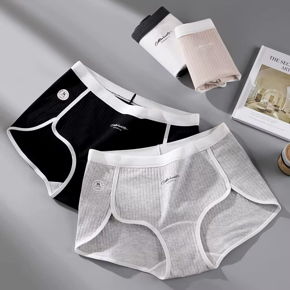 لباس نسائي خامة  راقية روعة وابداع قماش نااااااعم فول كوالتي 😍❤️ نزاكة وراقي والسعر. عرض خاص متوفر موديلات  السعر فقط 3 قطع ب 5 الاف دينار 🔥


**إذا كنت صاحب هذا الإعلان وتريد حذفه لأي سبب، رجاءا أرسل رسالة إلى الدعم الفني**