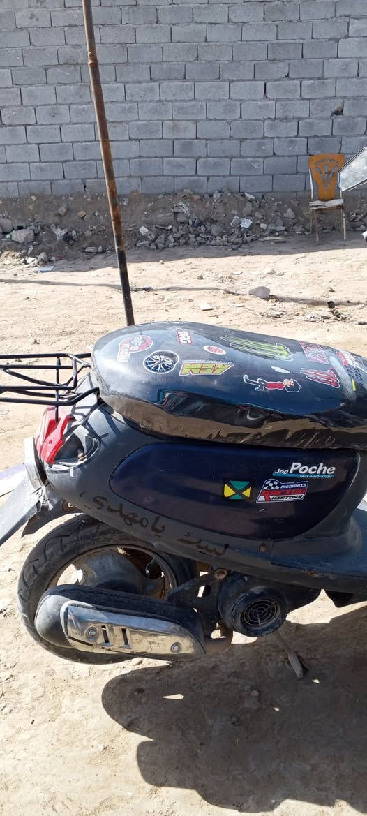 سلام عليكم دراجه بطه خطين شغاله سلف وهندر ما ناقصهه شي السعر 250 وبيهه مجال مكان الدراجه بابل السده الهنديه ***********
